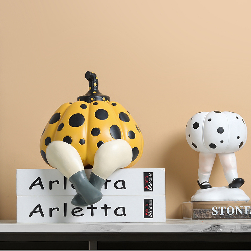 Abstract Polka Dot Pumpkin Dol - Abstract Sculpture Resin ulasan dan harga